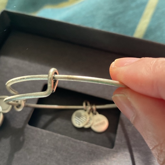 *Alex and Ani Love bracelets - 3 bracelets - Picture 5 of 7